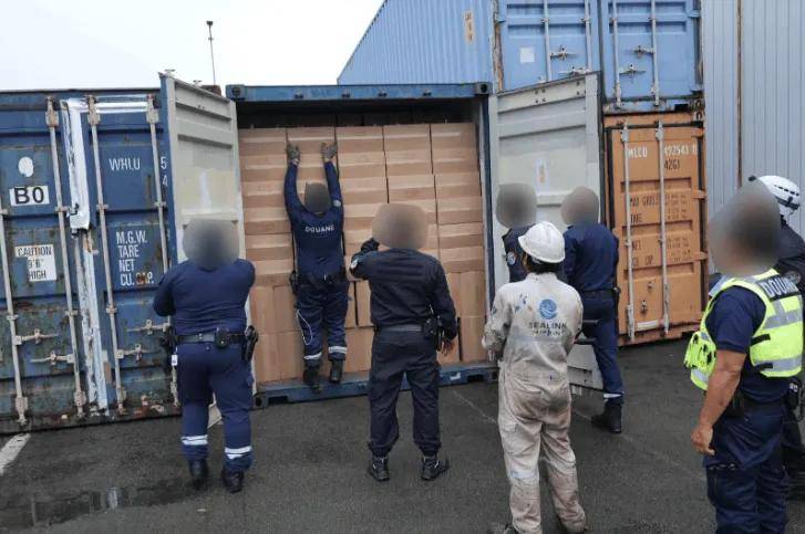 原創(chuàng)法國緊盯Shein，海關開箱檢查32萬個包裹25%違規(guī)