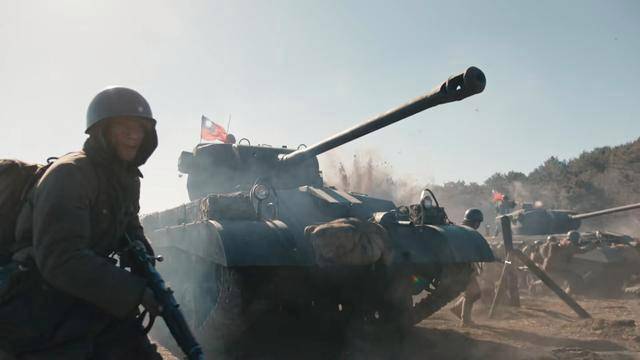 原創(chuàng)94歲失明老人，因收藏日軍大印暴露身份，為何軍區(qū)開6輛坦克相迎