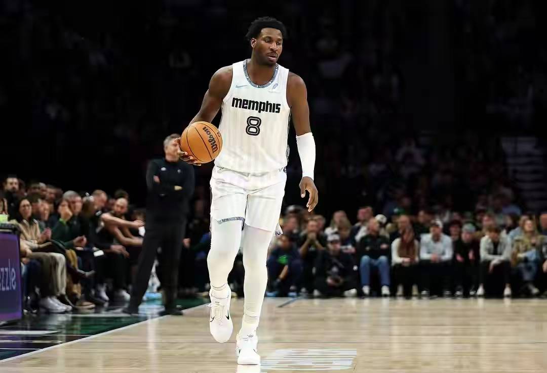 原創(chuàng)放棄狄龍走向重建了！兩大球星擺上貨架，19+7榜眼價值不如特雷楊