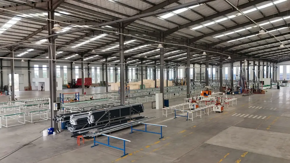 系統(tǒng)門窗生產(chǎn)廠怎么選？70、80系統(tǒng)門窗靠譜品牌推薦