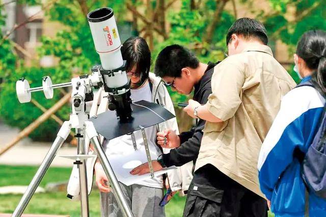 “最像大學(xué)的中學(xué)”，如何改革？