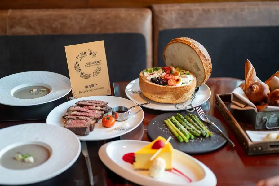 免簽紅利加持，優(yōu)惠套餐給力，“上海環(huán)球美食匯”點(diǎn)燃?xì)W陸餐飲消費(fèi)熱潮