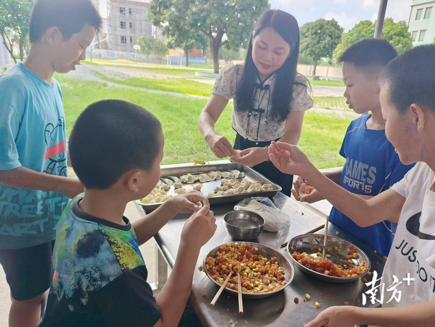 125所鄉(xiāng)村小學(xué)午托服務(wù)全覆蓋！化州家長告別“午間奔波”