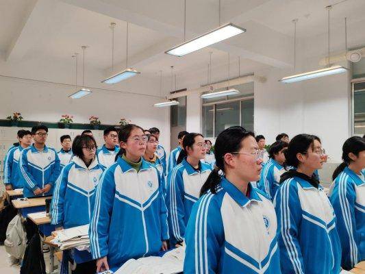 原創(chuàng)濟(jì)南市萊蕪第一中學(xué)：寒考戰(zhàn)鼓擂響 扎實(shí)穩(wěn)步疾馳