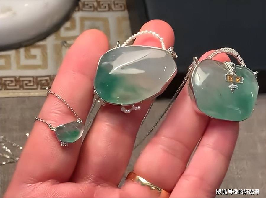 天然的“富貴包”，不做雕刻直接鑲嵌戴！