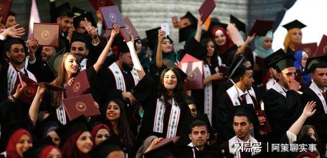 原創(chuàng)42人當(dāng)場倒地！以色列軍隊(duì)突襲大學(xué)：實(shí)彈射向?qū)W生教室變戰(zhàn)場