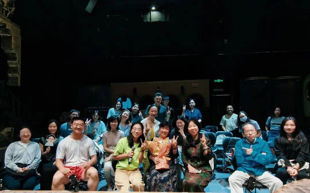 2025年?yáng)|城區(qū)戲劇普及交流項(xiàng)目“劇匯生活”回顧 | 80場(chǎng)活動(dòng)解鎖戲劇的N種打開(kāi)方式
