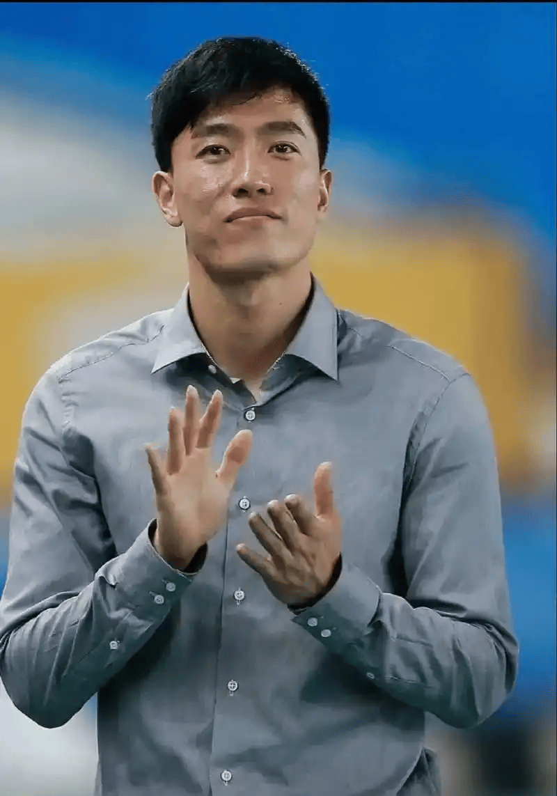 原創(chuàng)美國(guó)別墅遛狗，劉翔移民？塵埃落地，劉翔回應(yīng)，誰(shuí)注意他的表態(tài)