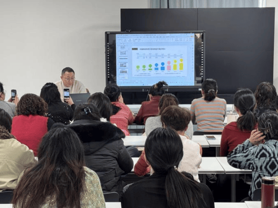 和靜縣：科技暖冬賦巾幗 數(shù)字賦能助振興