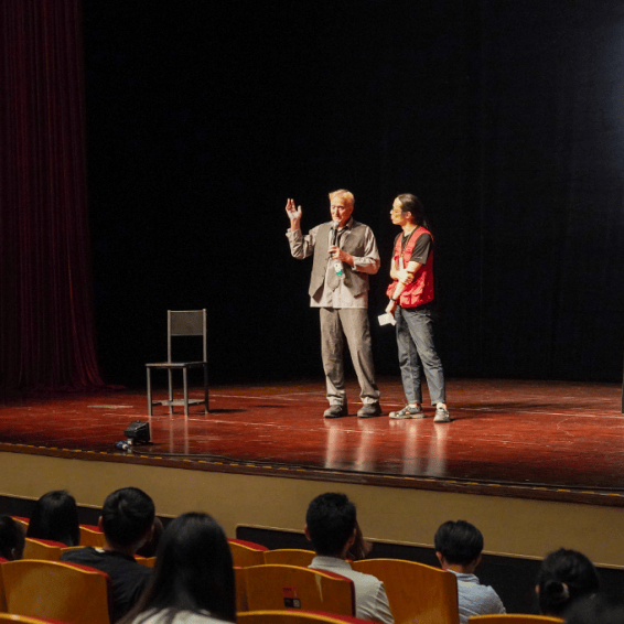 2025年?yáng)|城區(qū)戲劇普及交流項(xiàng)目“劇匯生活”回顧 | 80場(chǎng)活動(dòng)解鎖戲劇的N種打開(kāi)方式