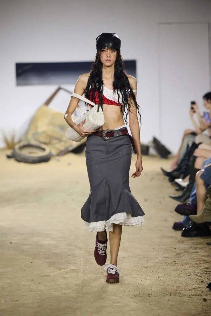 原創(chuàng)Markgong 2026春夏系列，強(qiáng)悍柔美，不羈的女性形象