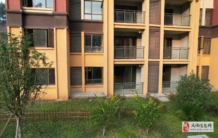 鳳岡龍?zhí)尔惥半娞菅蠓?91-127㎡現(xiàn)房熱銷，即買即住即辦理房產(chǎn)證