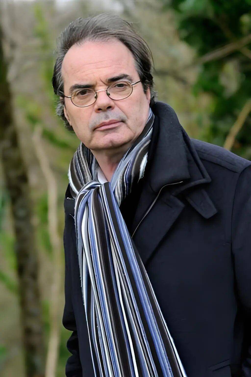 伊馮·勒芒：吉狄馬加的詩歌，通過鷹，呼喚天空，通過人，呼喚大地