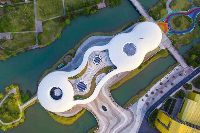 原創(chuàng)“氣泡”敗給“祥云”？中國動漫博物館的設計之爭，網(wǎng)友吵翻了