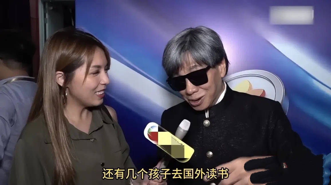 原創(chuàng)梁小龍疑空翻摔到頭！2孩子留學(xué)一年花百萬，拼命工作仍買不起房