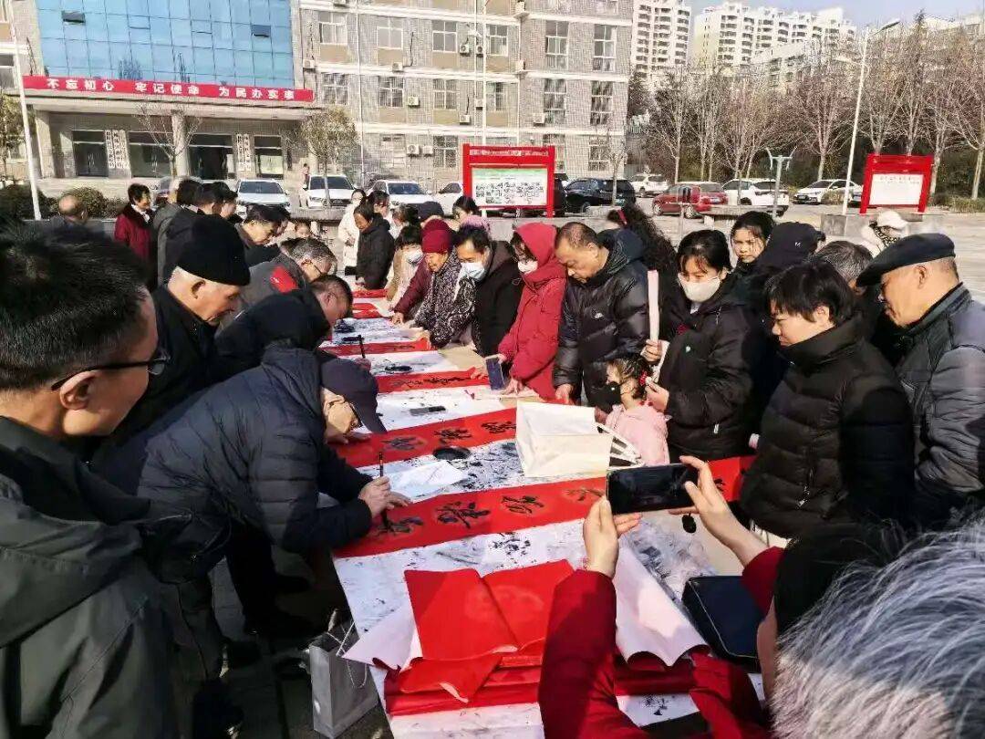 楊凌示范區(qū)書法家協(xié)會“萬福迎春”志愿服務(wù)活動啟動