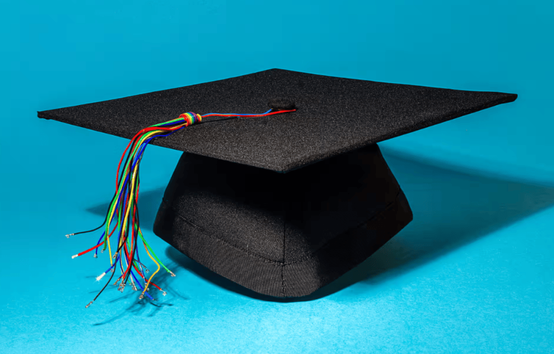 原創(chuàng)留學(xué)降溫“AI化留學(xué)”泛濫海歸人設(shè)崩塌？