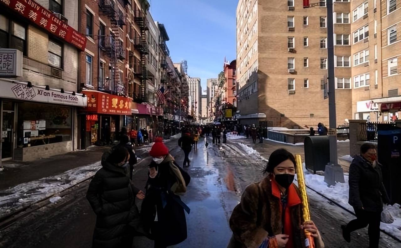 原創(chuàng)美國華裔二代坦言，看到中國發(fā)展這么好，父輩移民已經(jīng)破防了