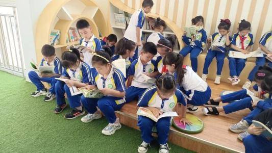 淄博市博山區(qū)四十畝地小學(xué)：閱讀啟心智 星火向未來(lái)