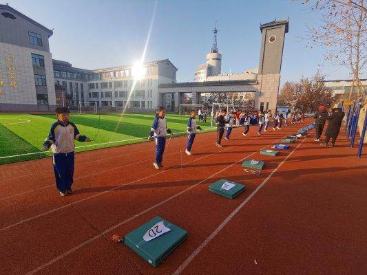 淄博市博山區(qū)中心路小學：繩王爭霸賽圓滿落幕