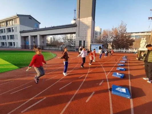 淄博市博山區(qū)中心路小學：繩王爭霸賽圓滿落幕