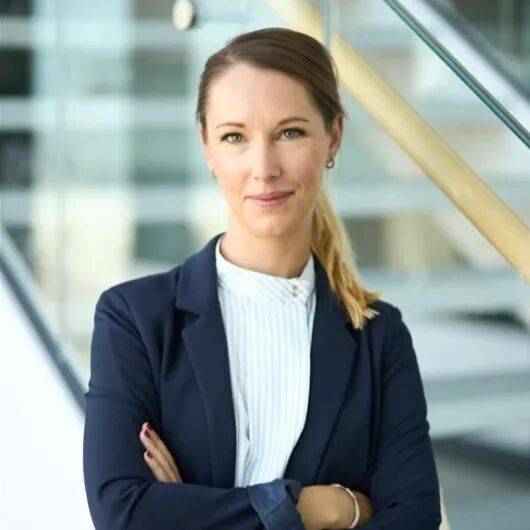 全獎(jiǎng)歐洲留學(xué)！畢業(yè)直通聯(lián)合國(guó)？就業(yè)寒冬下精英留學(xué)路線正在重寫(xiě)