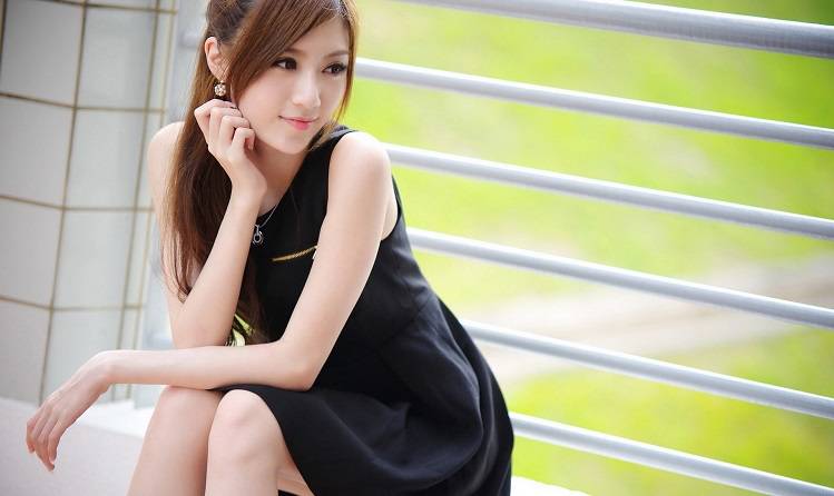 原創(chuàng)優(yōu)雅女性一定要看的8個(gè)“欲擒故縱術(shù)”