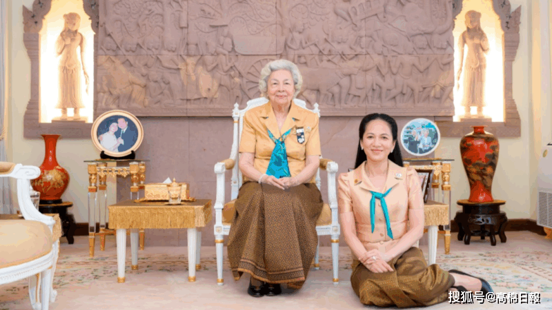 國(guó)王國(guó)母盛贊第一夫人碧占莫妮是杰出女性典范