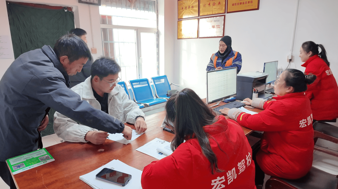 湟源縣 駕校市場迎來寒假報(bào)名熱潮