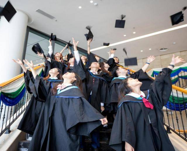 原創(chuàng)解碼“國際化特色型大學(xué)”，北師港浸大屬于什么層次？選擇大于努力？