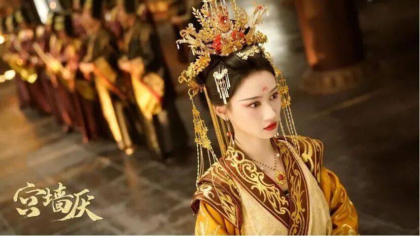 以人物為魂，以節(jié)奏為脈——女性成長(zhǎng)短劇的爆款密碼拆解