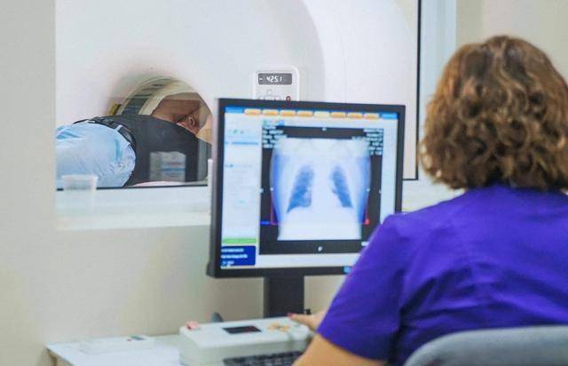 女性成為肺癌新寵，多因這2點(diǎn)！建議女性都看看