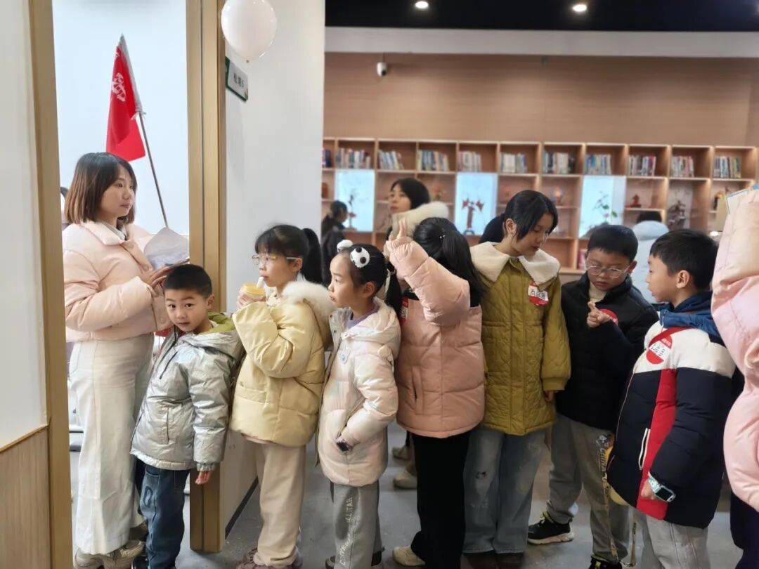 雷鋒圖書館松塔分館試運行啦！