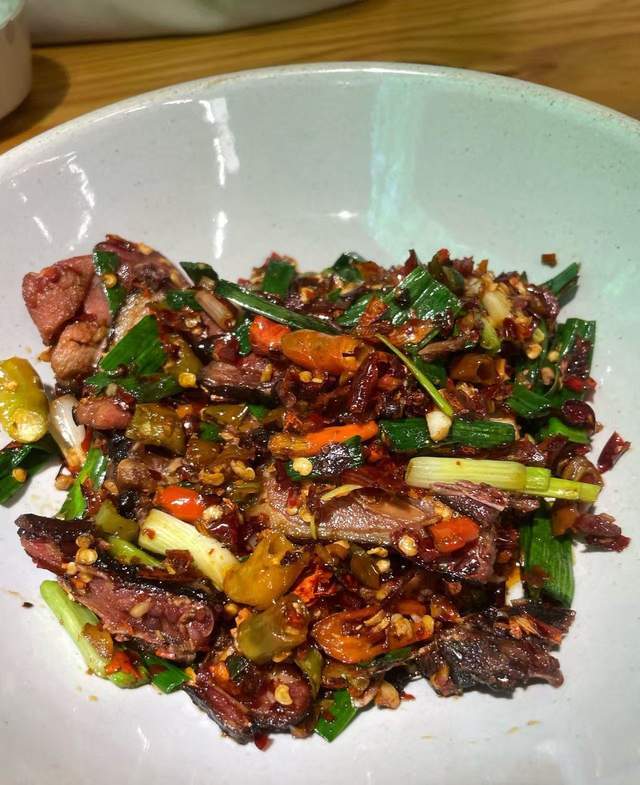 長(zhǎng)沙吃美食，跟著本地人打卡特色下飯小店！