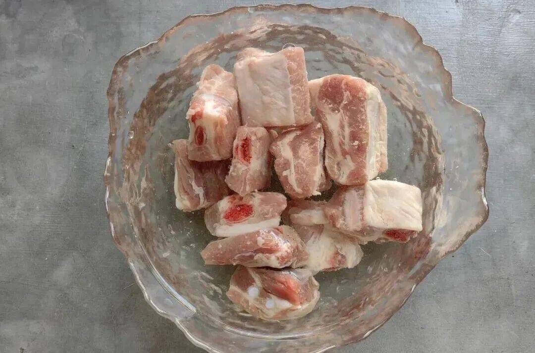 提前收藏！年夜飯巨好吃的排骨做法，酸酸甜甜超級香！