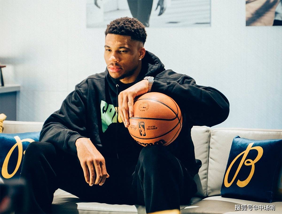 原創(chuàng)美國(guó)房產(chǎn)網(wǎng)站報(bào)道：阿德托昆博已在芝加哥購(gòu)置公寓