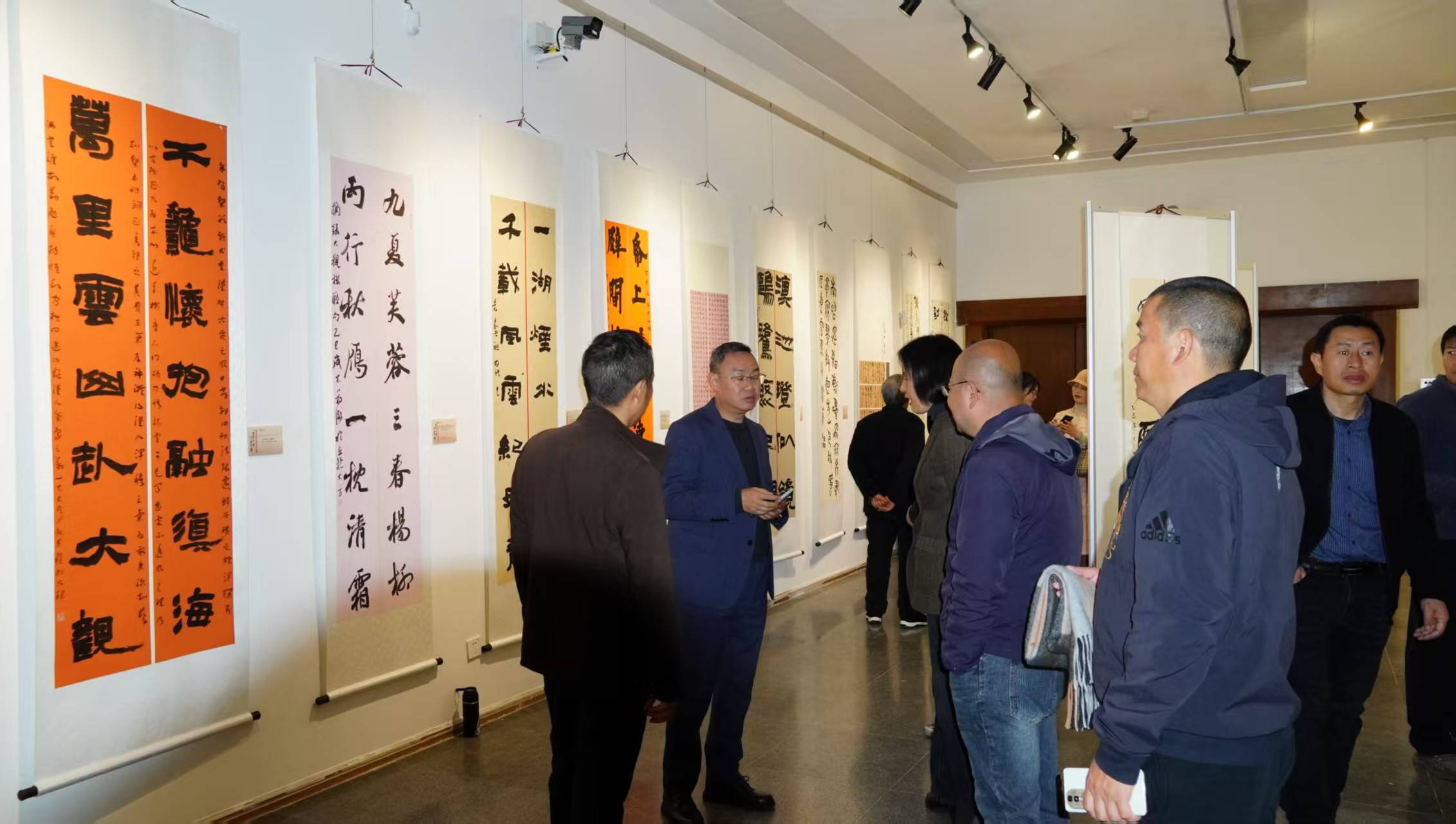 聚焦文化生態(tài)雙主題 昆明大觀樓長(zhǎng)聯(lián)書法展啟幕