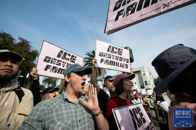 鏡頭直擊 | 抗議暴力移民執(zhí)法 全美至少300城參加