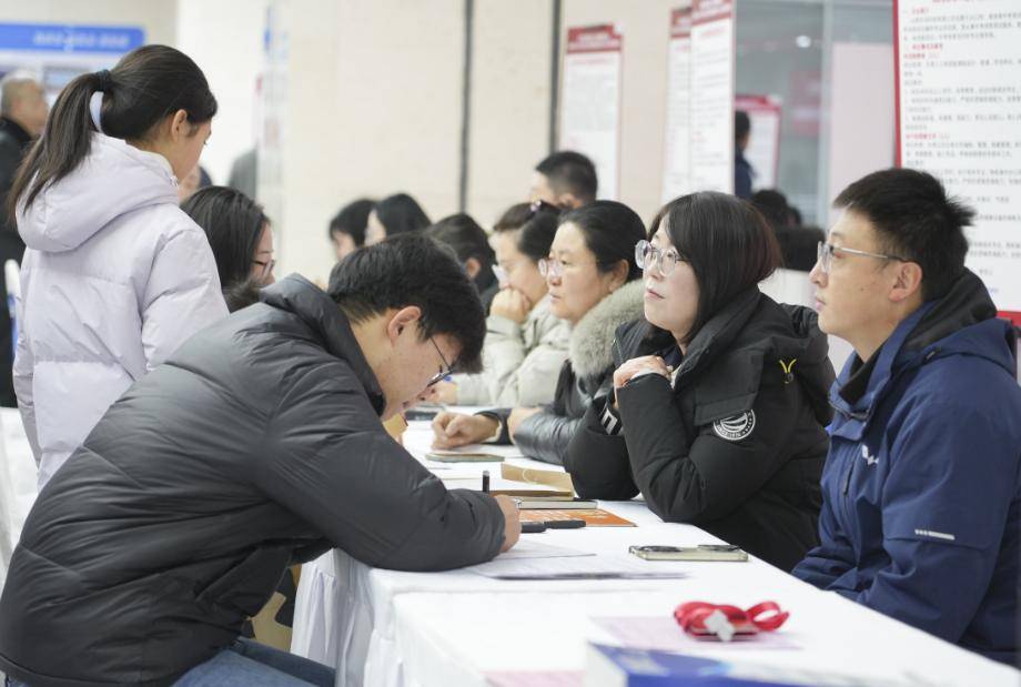 2026年山西春風(fēng)行動首場招聘達(dá)成意向430余人次