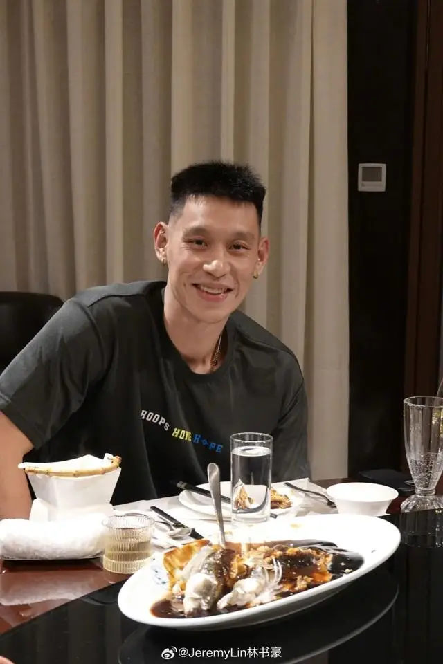知名球星曬杭州美食：我先吃為敬！