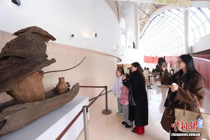 “一帶一路”暨巴蜀文化旅游走廊珍稀文藏展在重慶梁平啟幕