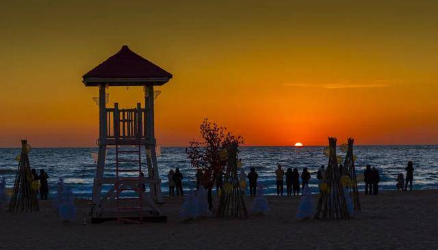 秦皇島北戴河榮登年度“旅游增速TOP10”，冬天的她美出新高度！