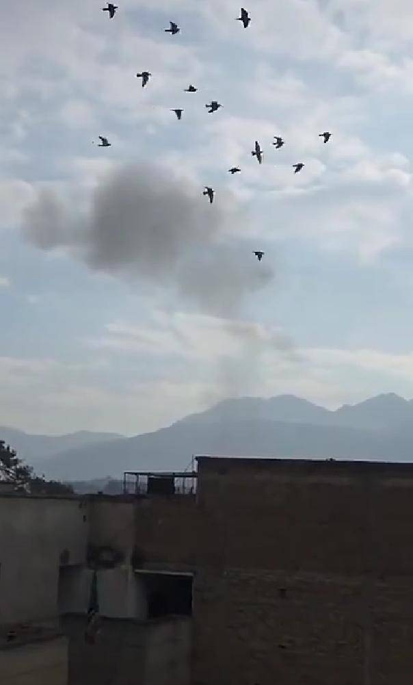 血拼一夜！千名叛軍死亡沖鋒，巴鐵翼龍大開殺戒：美械武器全被炸