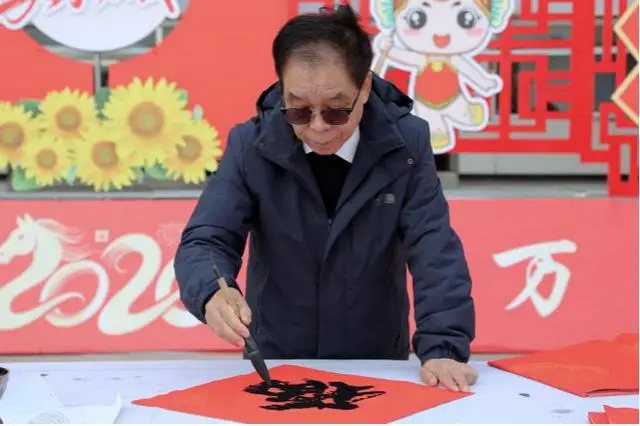 河南省第三監(jiān)獄舉辦“書香進高墻”教育活動