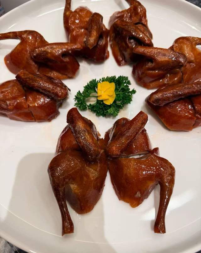 來浙江烏鎮(zhèn)吃特色美食，這家店很下飯！