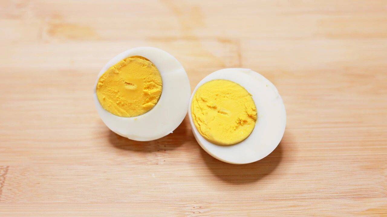 原創(chuàng)女性體內(nèi)黃體酮若不足，會使其老態(tài)盡顯，常吃這5種食物或能改善