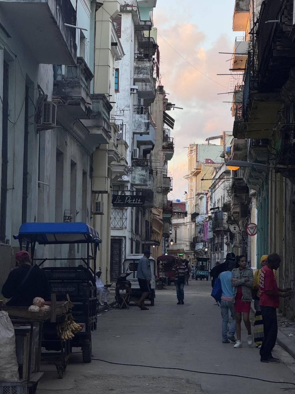 “游客少得讓我焦慮”，美國封鎖“窒息”古巴旅游業(yè)