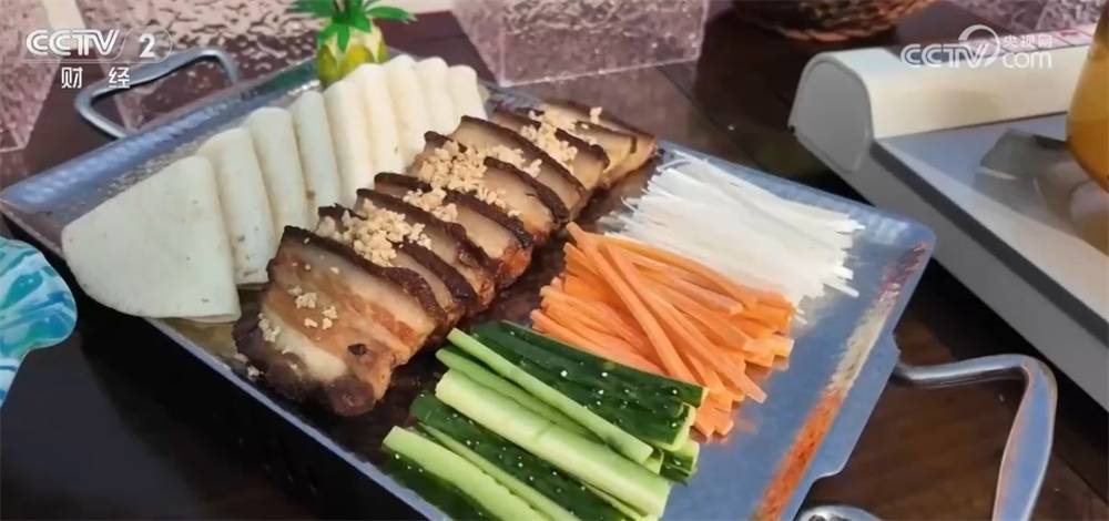 鄉(xiāng)村廚藝比拼熱鬧上演 “傳統(tǒng)年俗+特色美食+鄉(xiāng)村旅游”融合迎新春