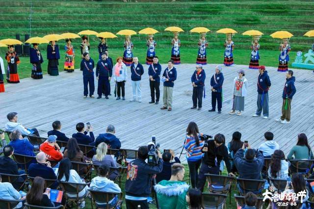 讓戲劇“生長”在山水之間！第七屆大涼山戲劇節(jié)閉幕