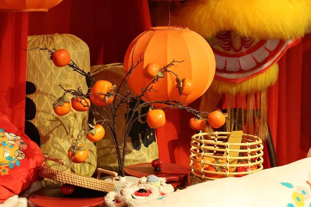 金馬納福，恭賀新春！現(xiàn)代教育報(bào)給您拜年